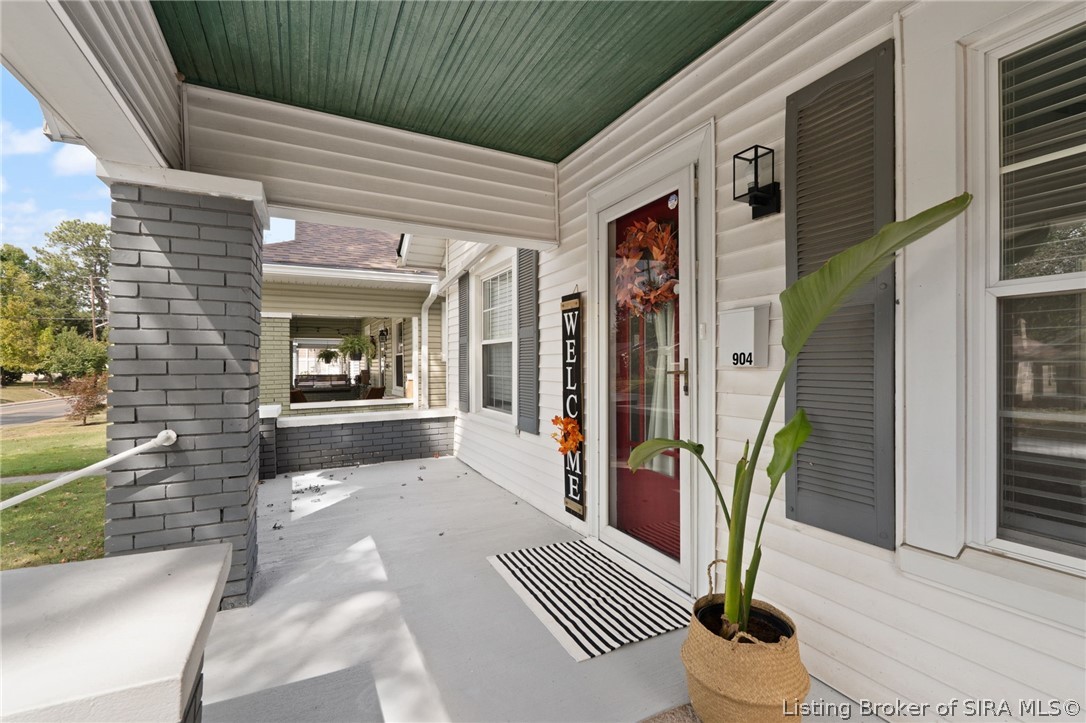 904 Silver Street Property Photo 2