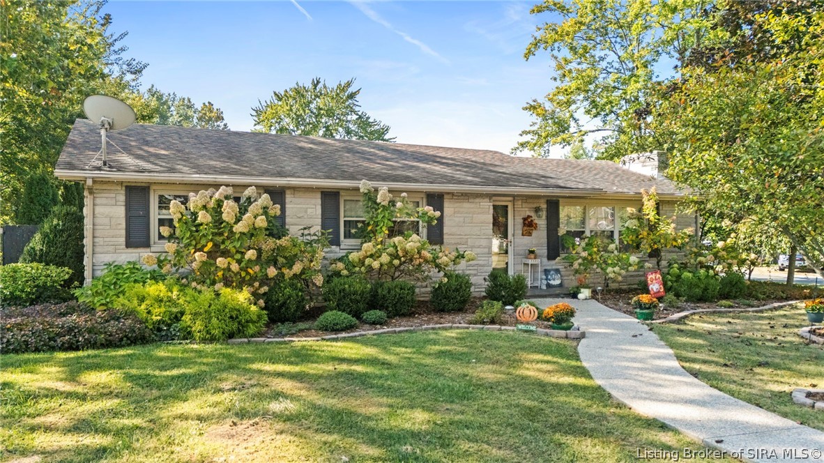 709 Montclair Street Property Photo 1