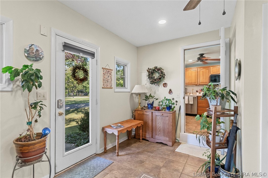 709 Montclair Street Property Photo 12