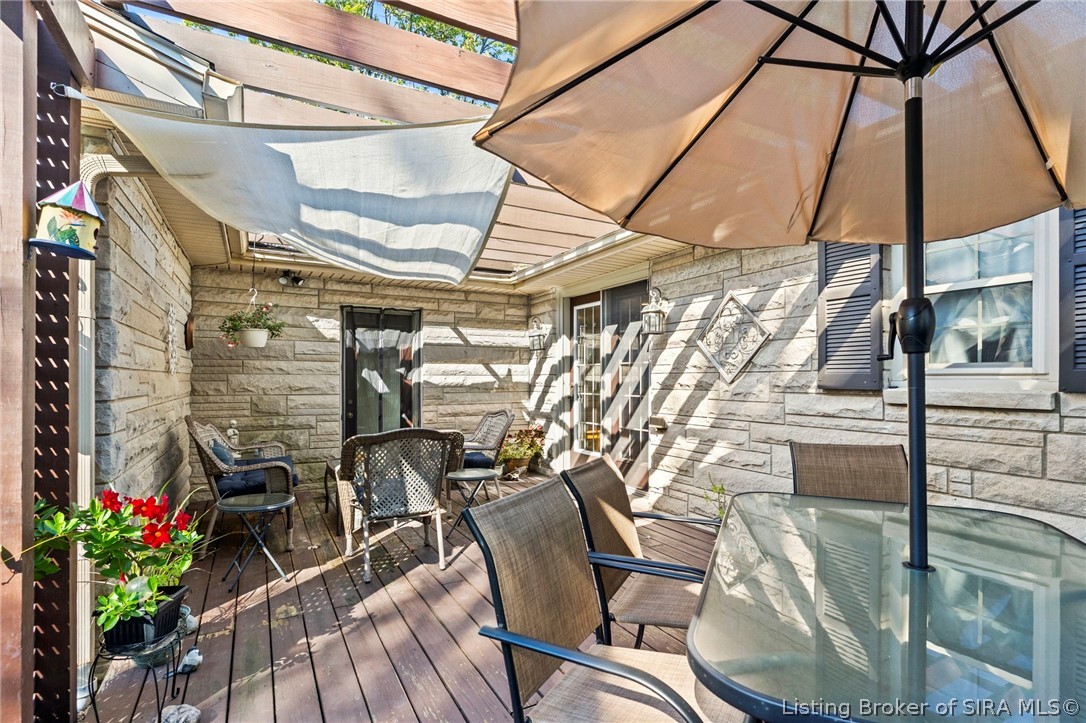 709 Montclair Street Property Photo 22