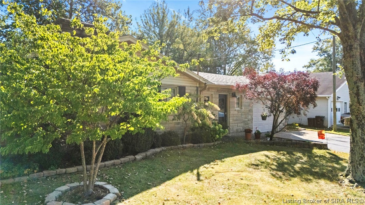 709 Montclair Street Property Photo 24