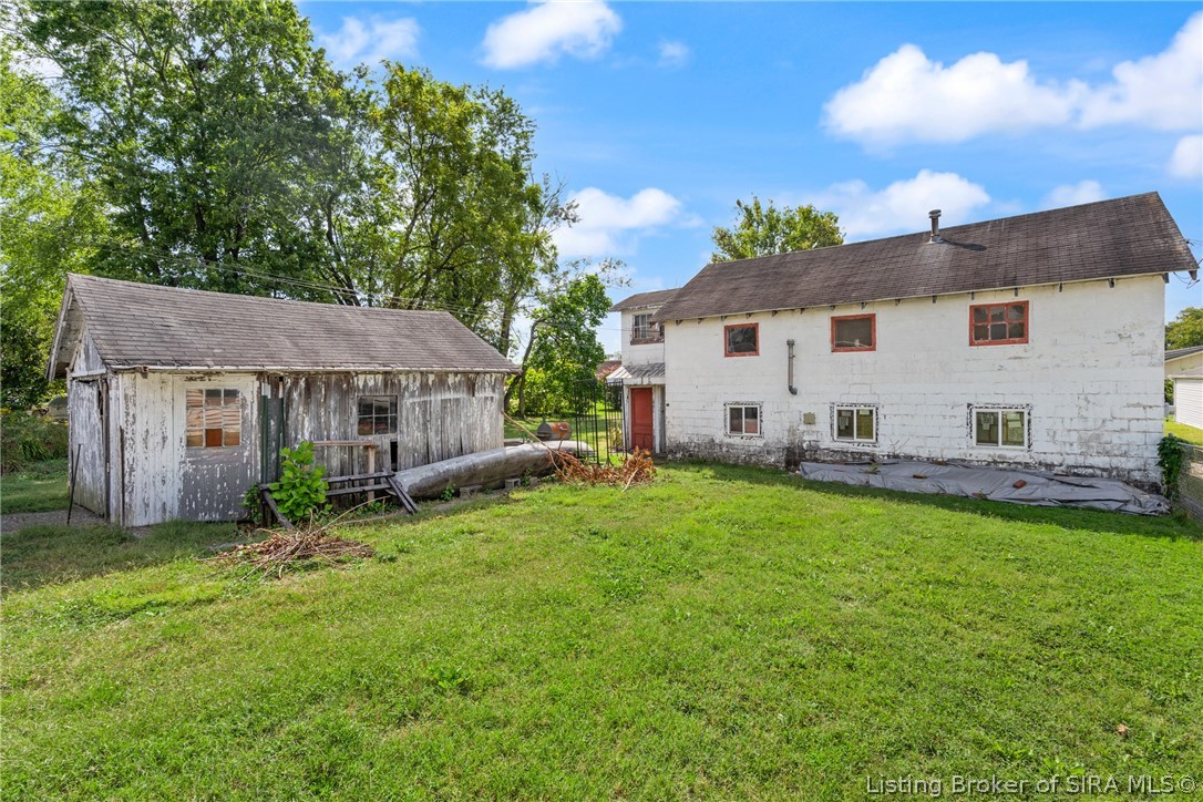 1715 Mcdonald Property Photo 6
