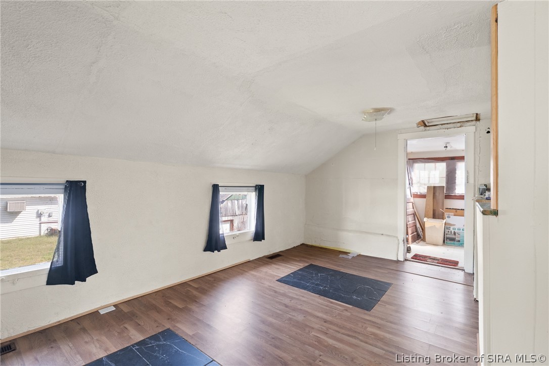 1715 Mcdonald Property Photo 30