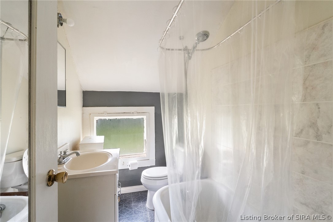 1715 Mcdonald Property Photo 32