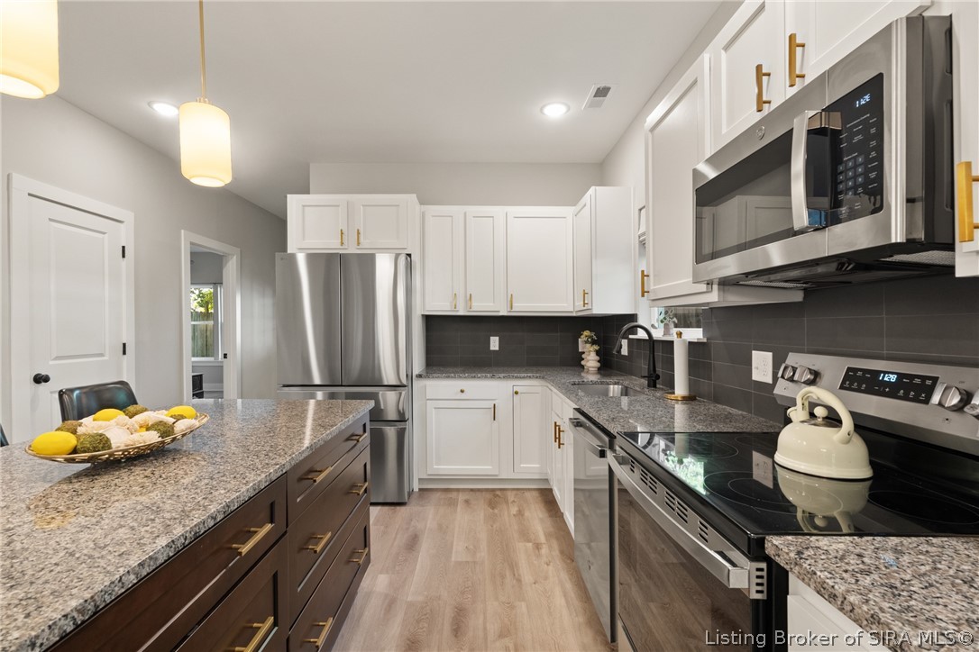 707 Mechanic Property Photo 15