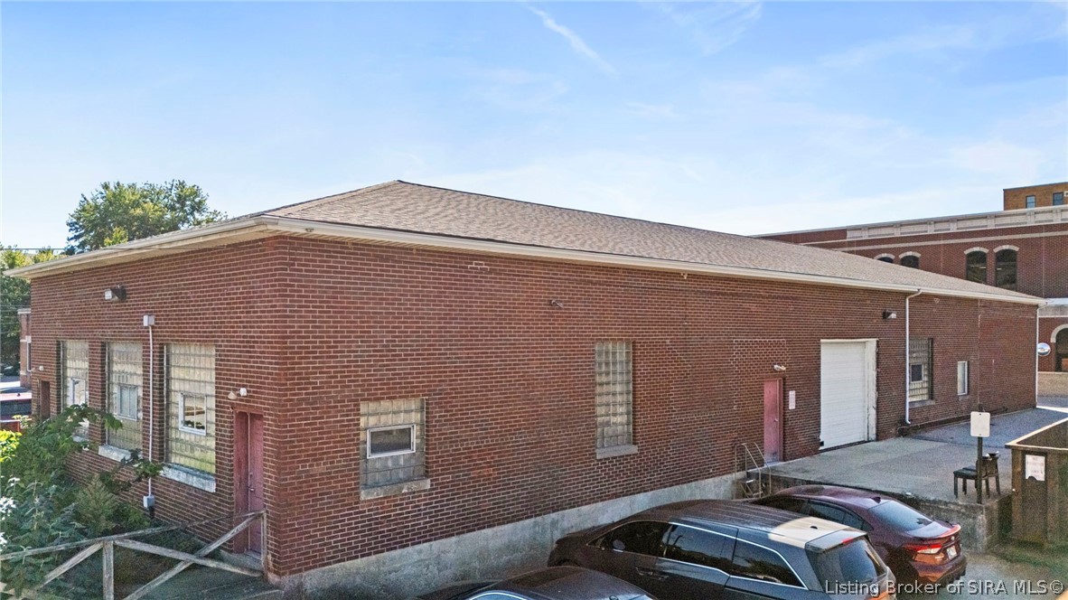107 W Fifth Street Property Photo 1
