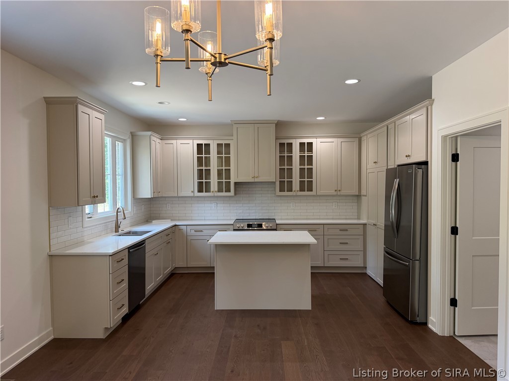2717 N Borcherding Road Property Photo 6