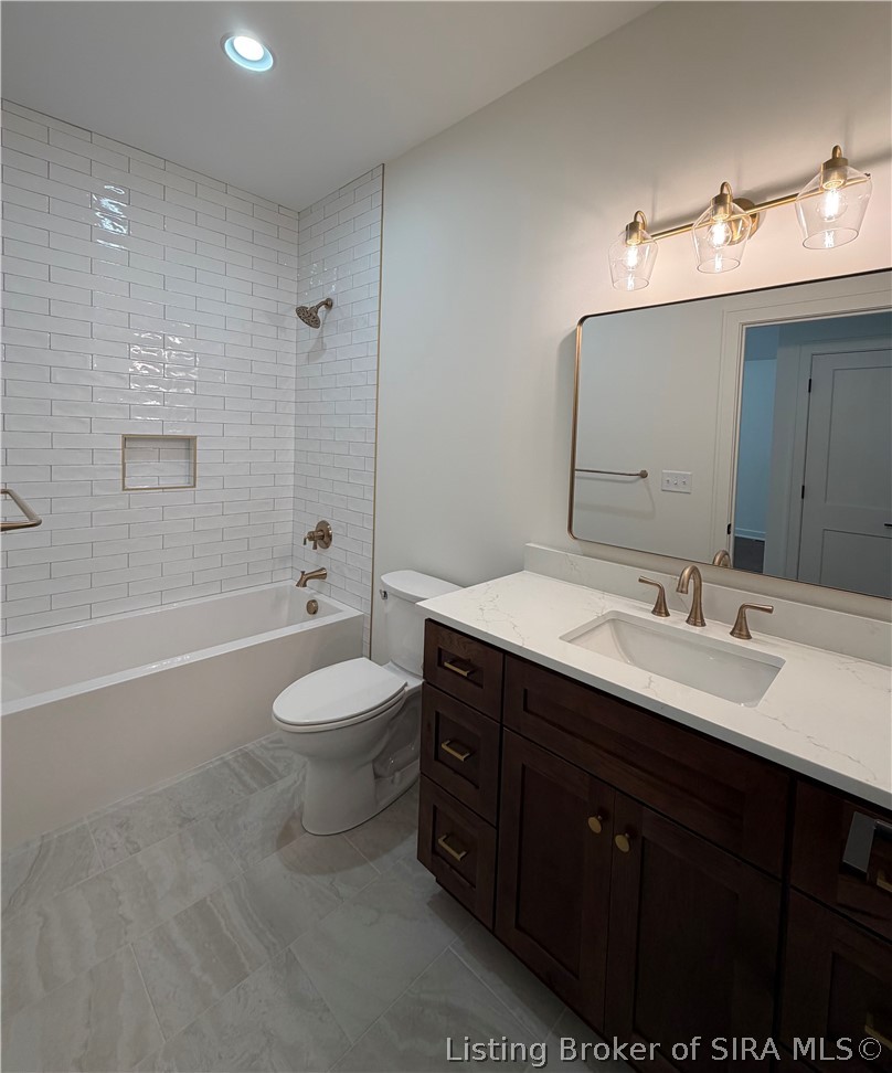 2717 N Borcherding Road Property Photo 13