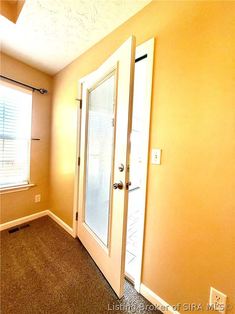 406 Crest Way Property Photo 29