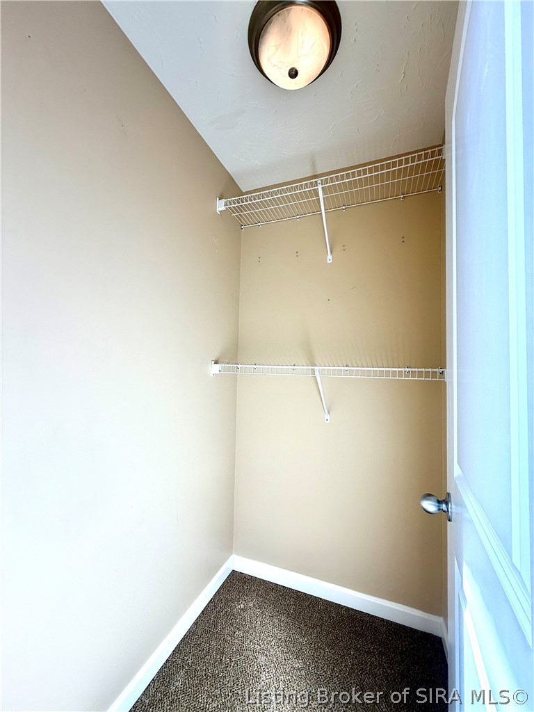 406 Crest Way Property Photo 34