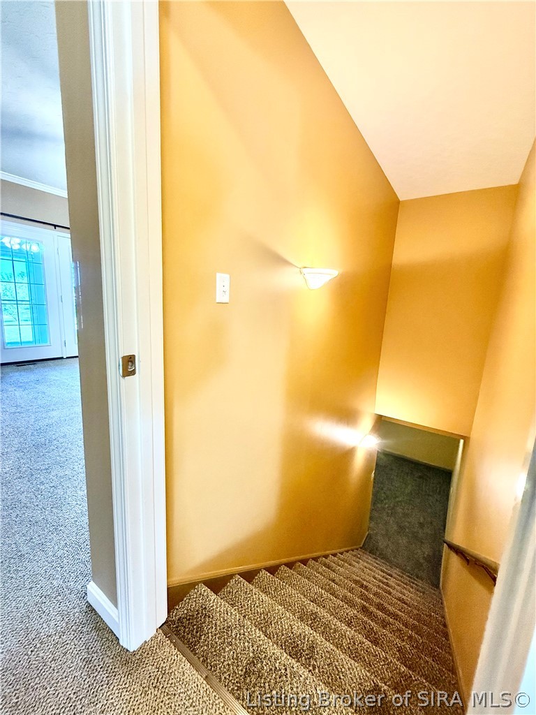 406 Crest Way Property Photo 39