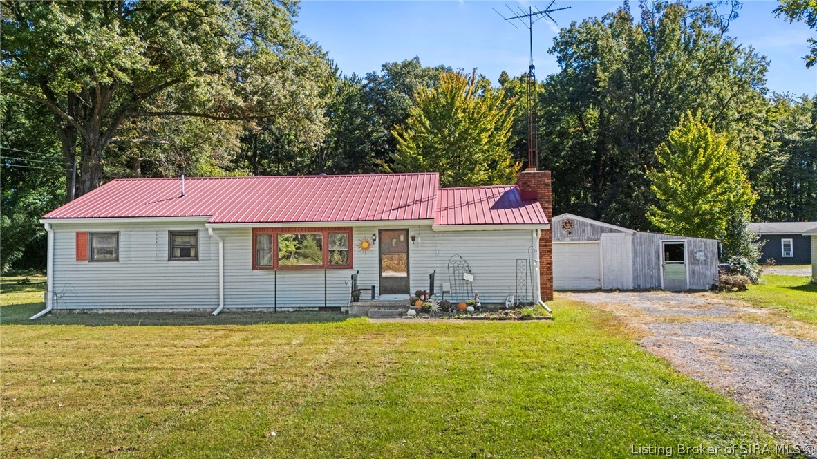 5184 N Us 421 Property Photo 1