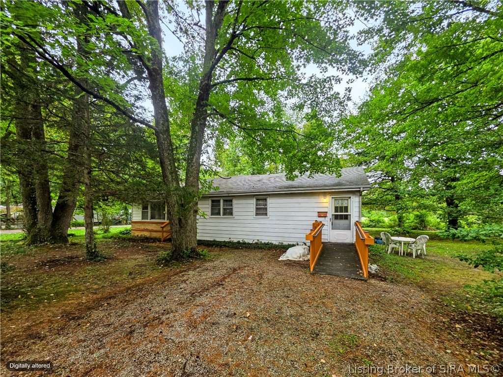 173 Rice Street Property Photo 3