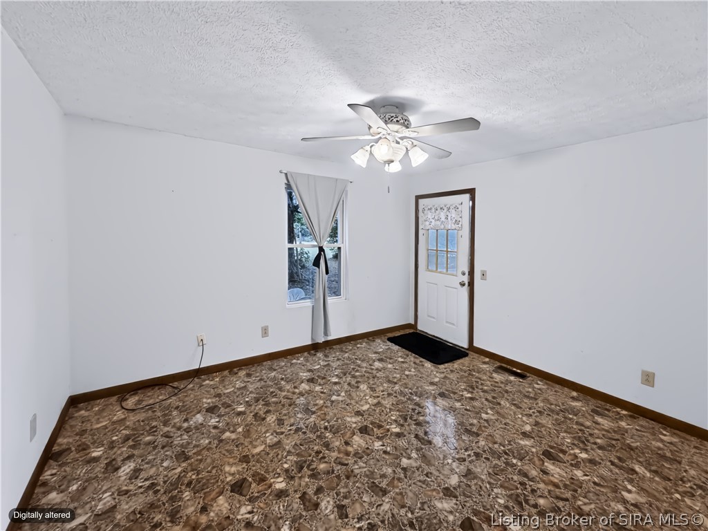 173 Rice Street Property Photo 5