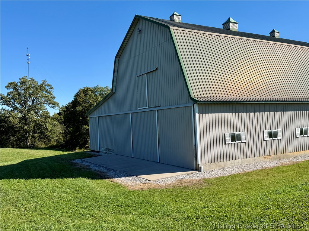 7380 N State Road 135 Property Photo 6