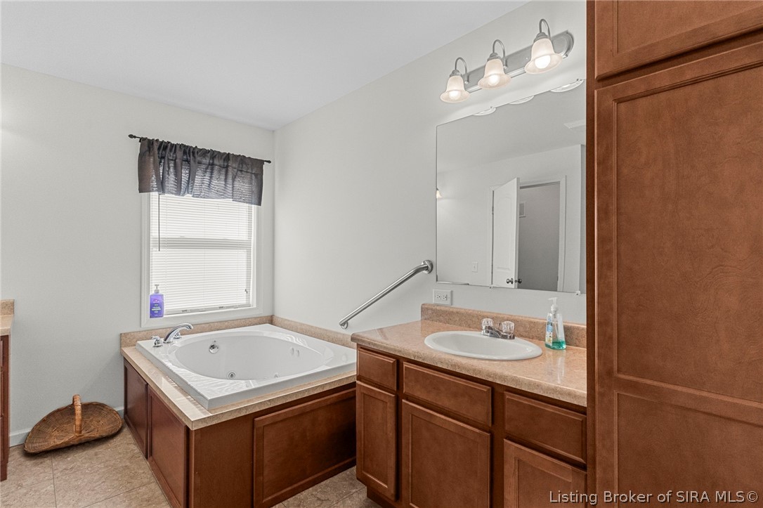 3211 E Geyman Hill Road Property Photo 17