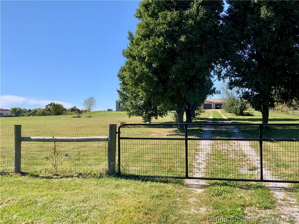 3791 S Olive Branch Road Property Photo 3