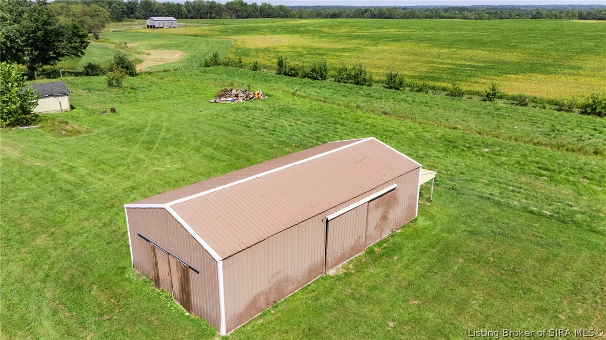 7852 N Us 421 Property Photo 5