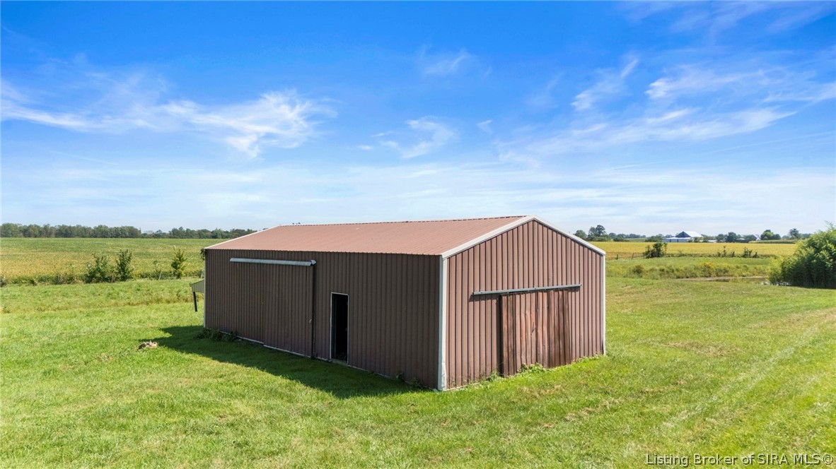 7852 N Us 421 Property Photo 6