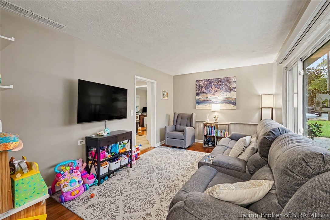 523 Kay Avenue Property Photo 7