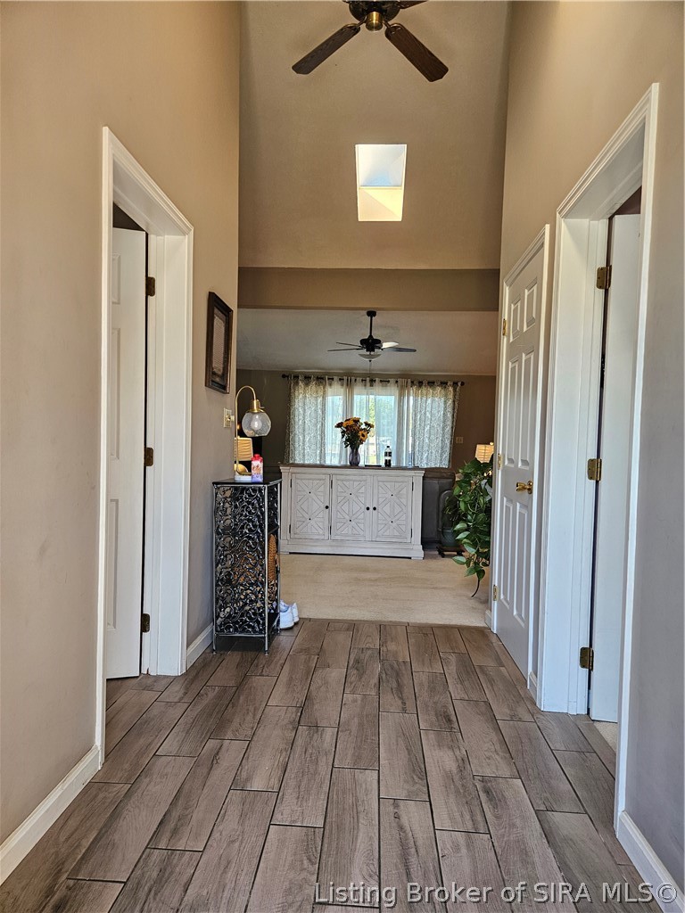 255 N Lakeside Drive Property Photo 3