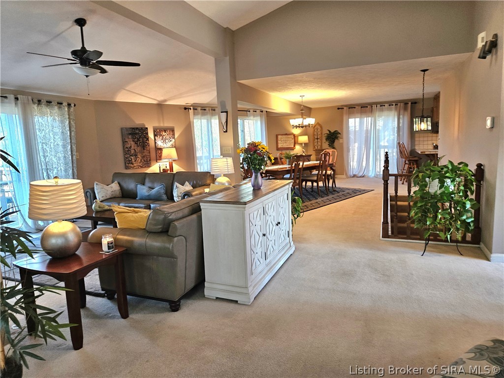 255 N Lakeside Drive Property Photo 5