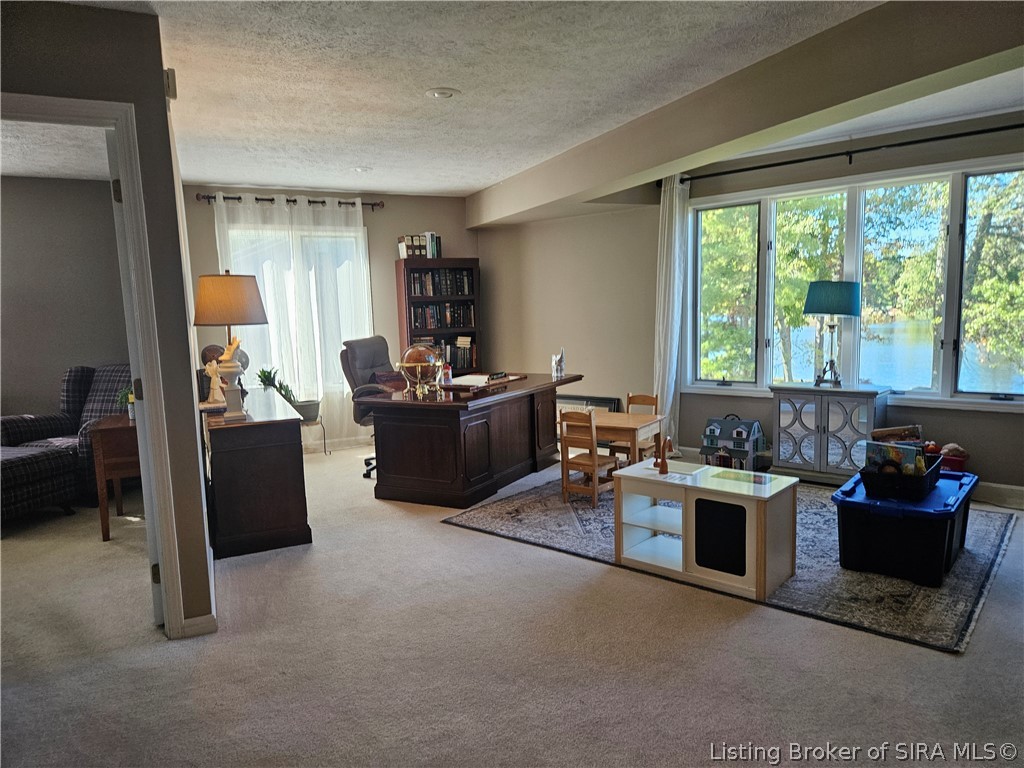 255 N Lakeside Drive Property Photo 8