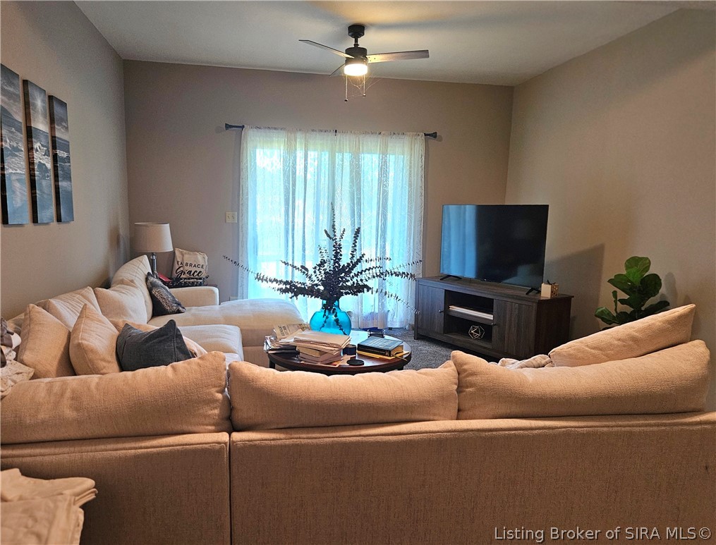 255 N Lakeside Drive Property Photo 9