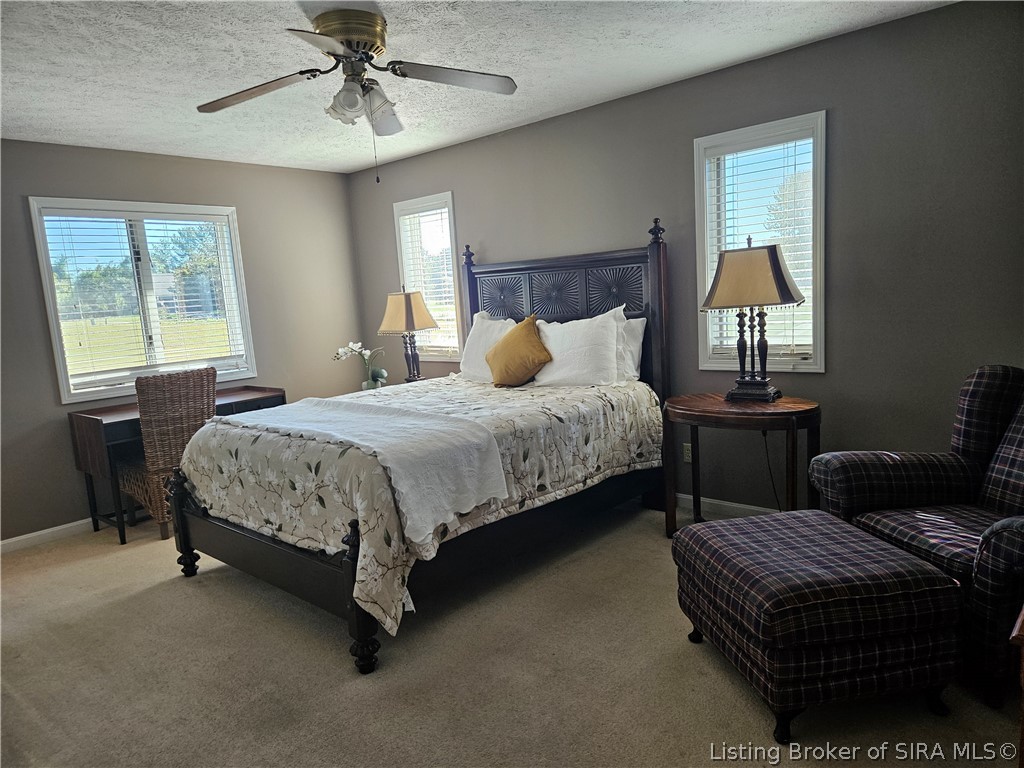 255 N Lakeside Drive Property Photo 12