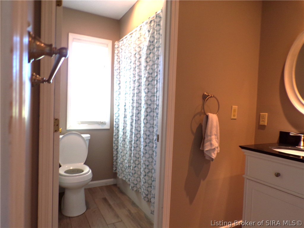 255 N Lakeside Drive Property Photo 15
