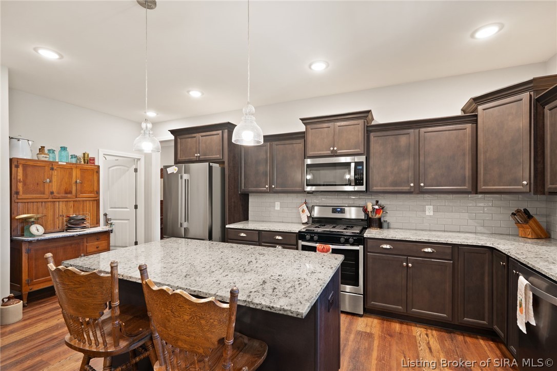 688 Sun Studio Drive Property Photo 15
