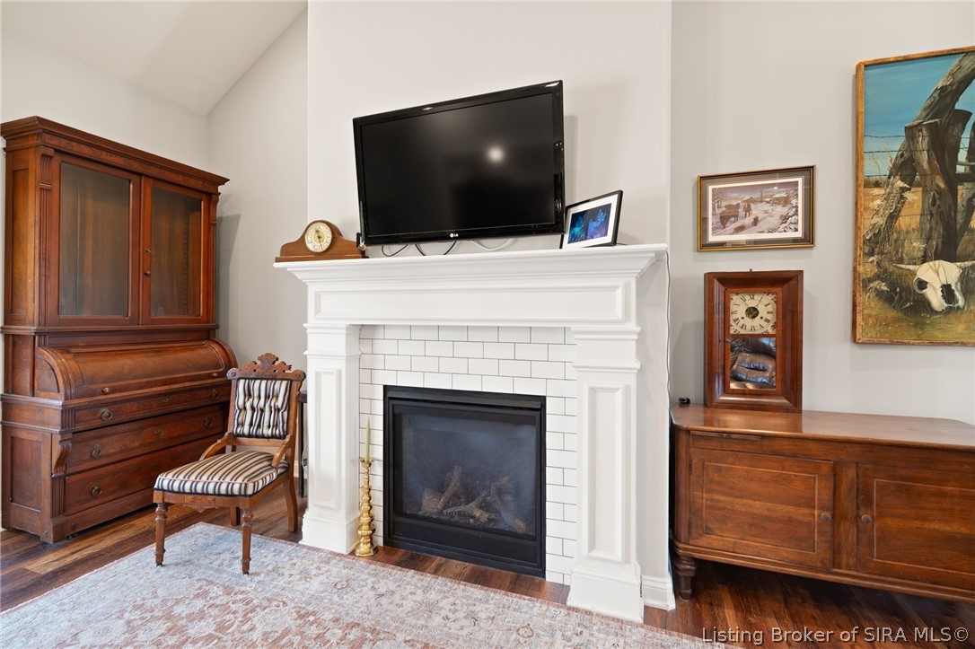 688 Sun Studio Drive Property Photo 19