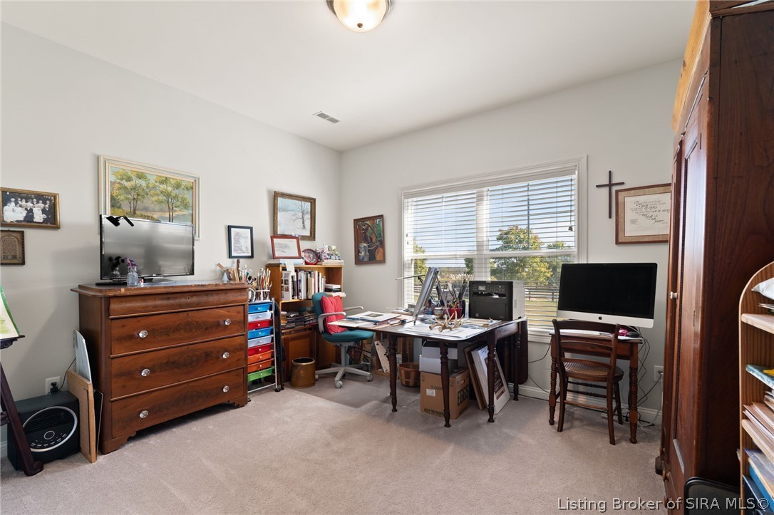 688 Sun Studio Drive Property Photo 25