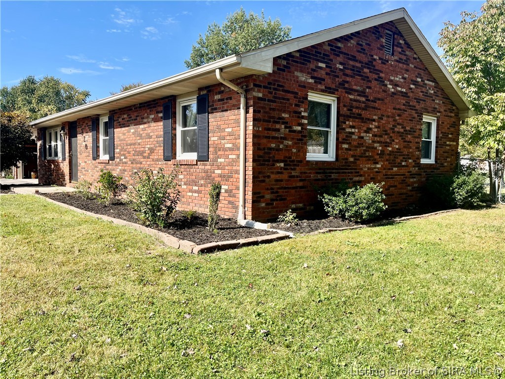 310 Mouser Street Property Photo 2