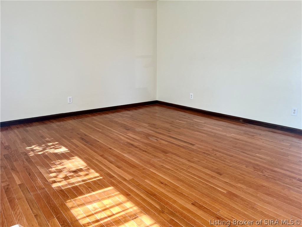 310 Mouser Street Property Photo 9