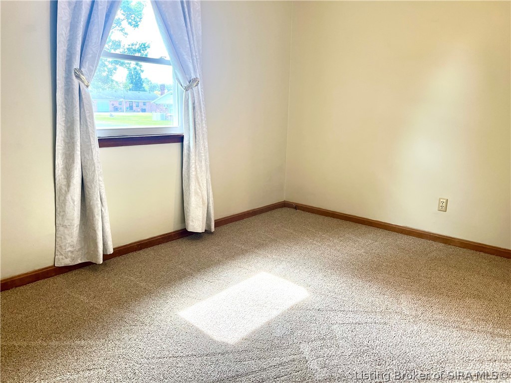310 Mouser Street Property Photo 22