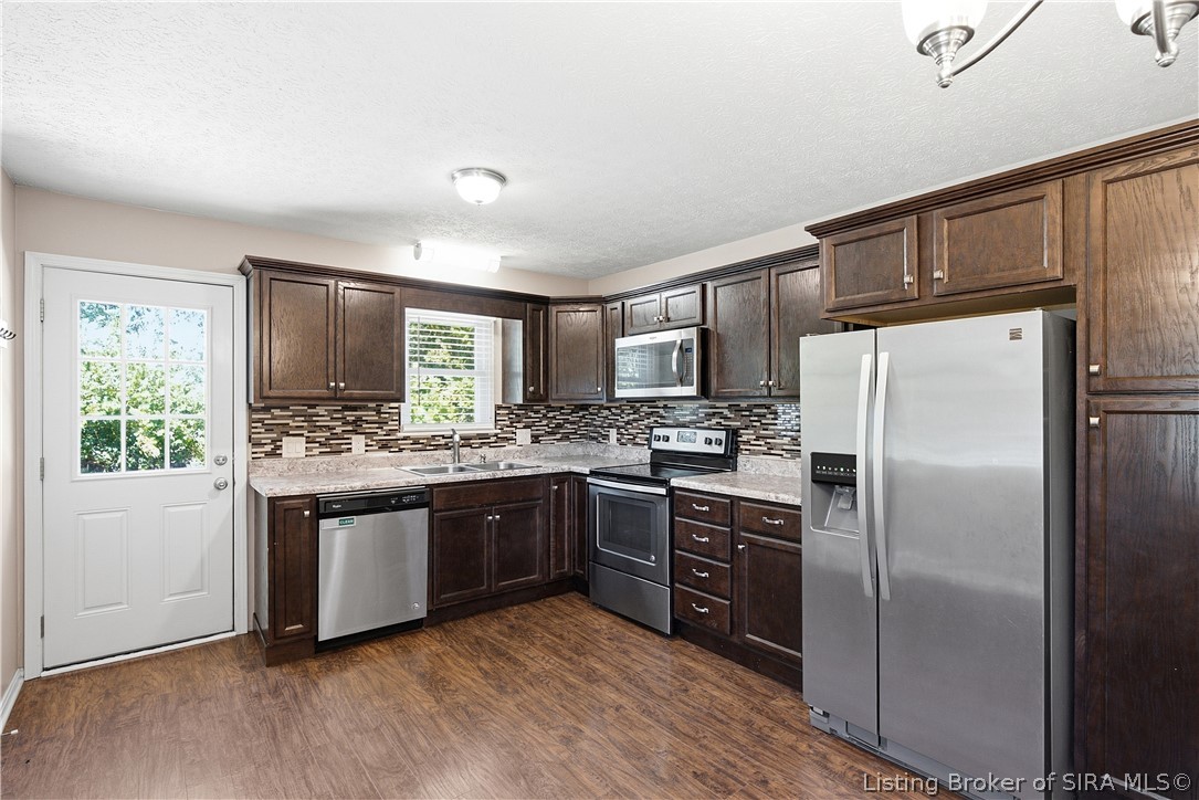 6701 Neighbor Way Ne Property Photo 10