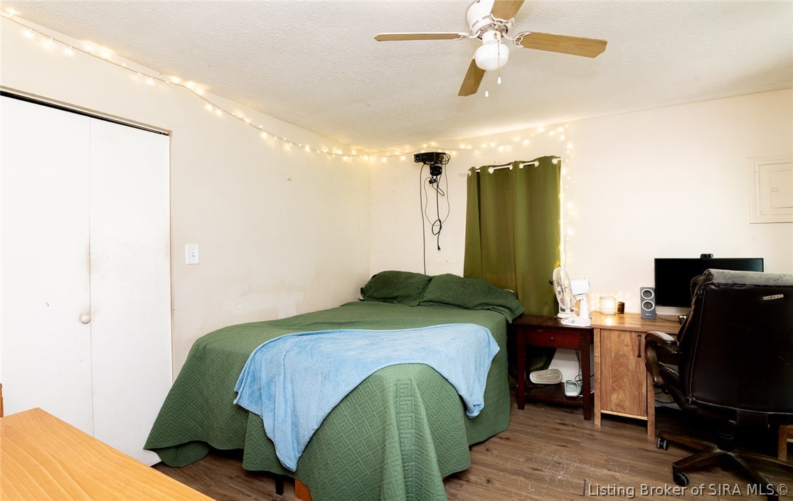 238 E Main Street Property Photo 15