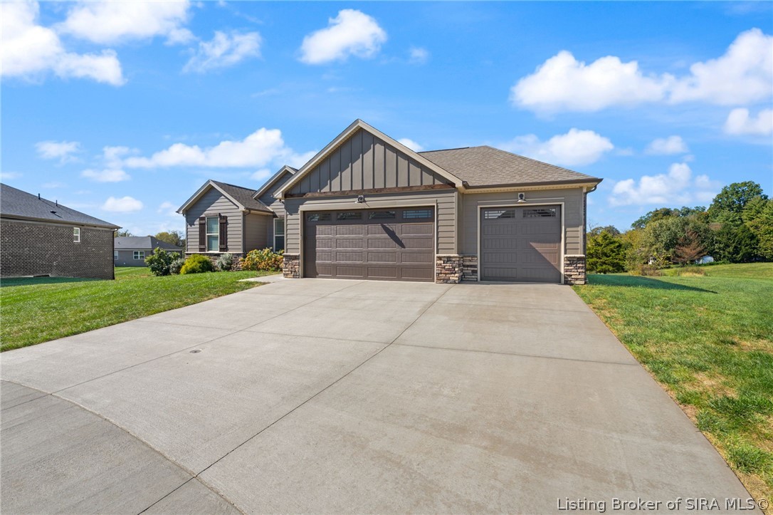 5596 Forester Way Property Photo 3