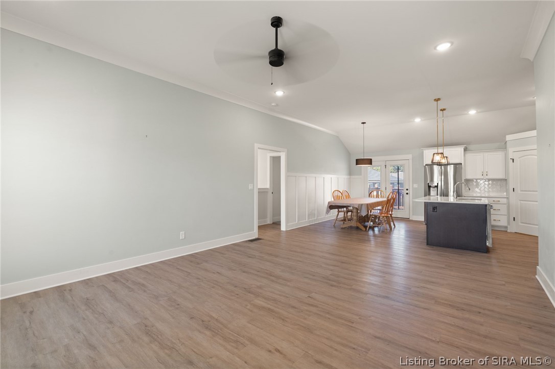 5596 Forester Way Property Photo 7