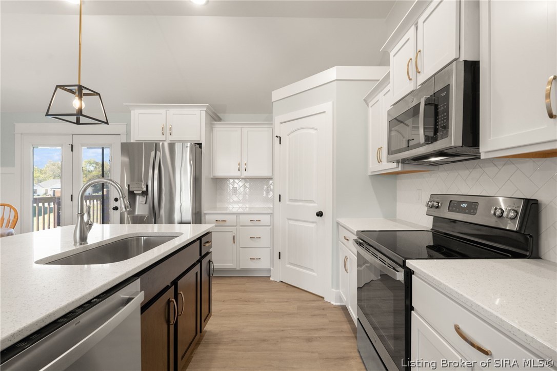 5596 Forester Way Property Photo 14