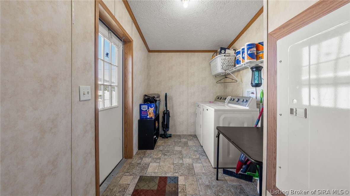 203 E Center Street Property Photo 19