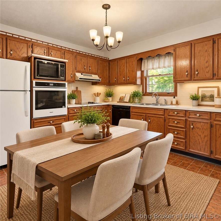 2647 Roanoke Avenue Property Photo 10