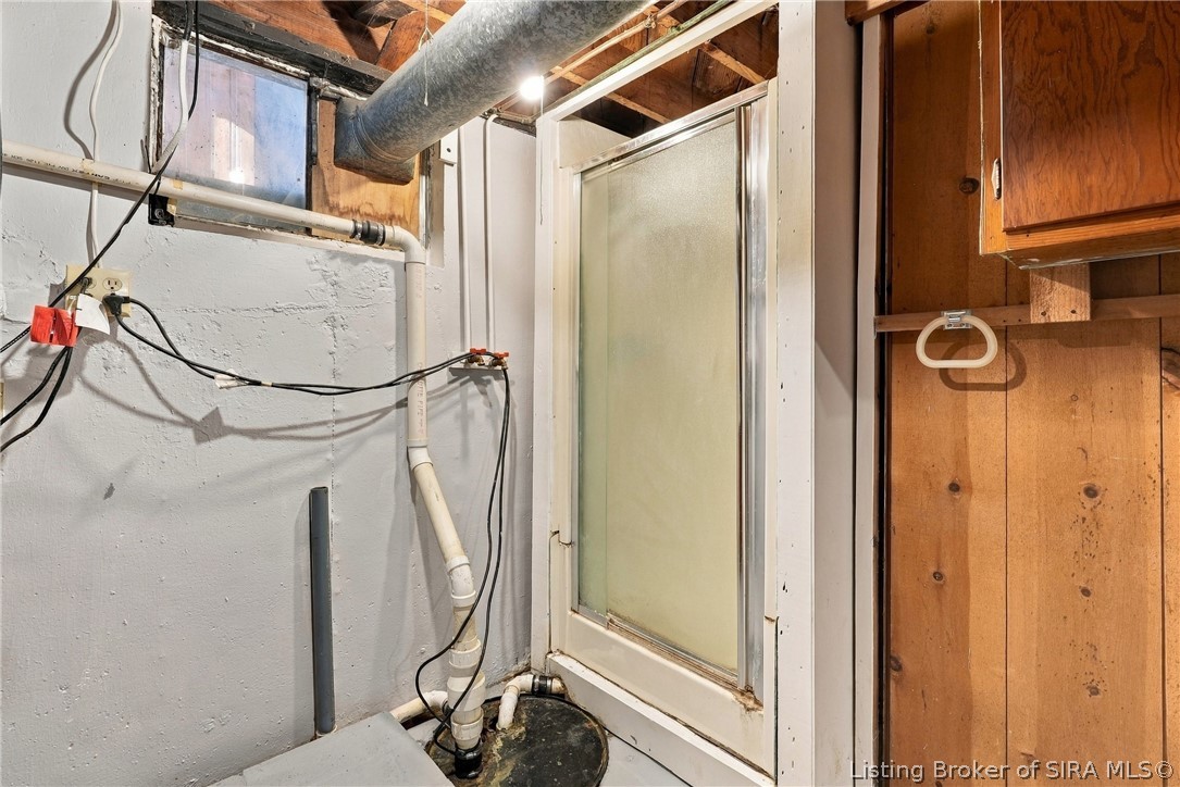2647 Roanoke Avenue Property Photo 28