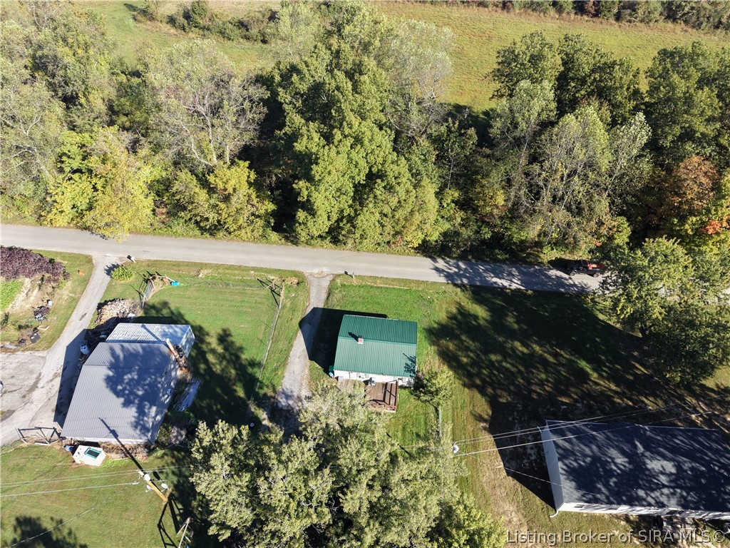 802 E County Line Road Property Photo 7
