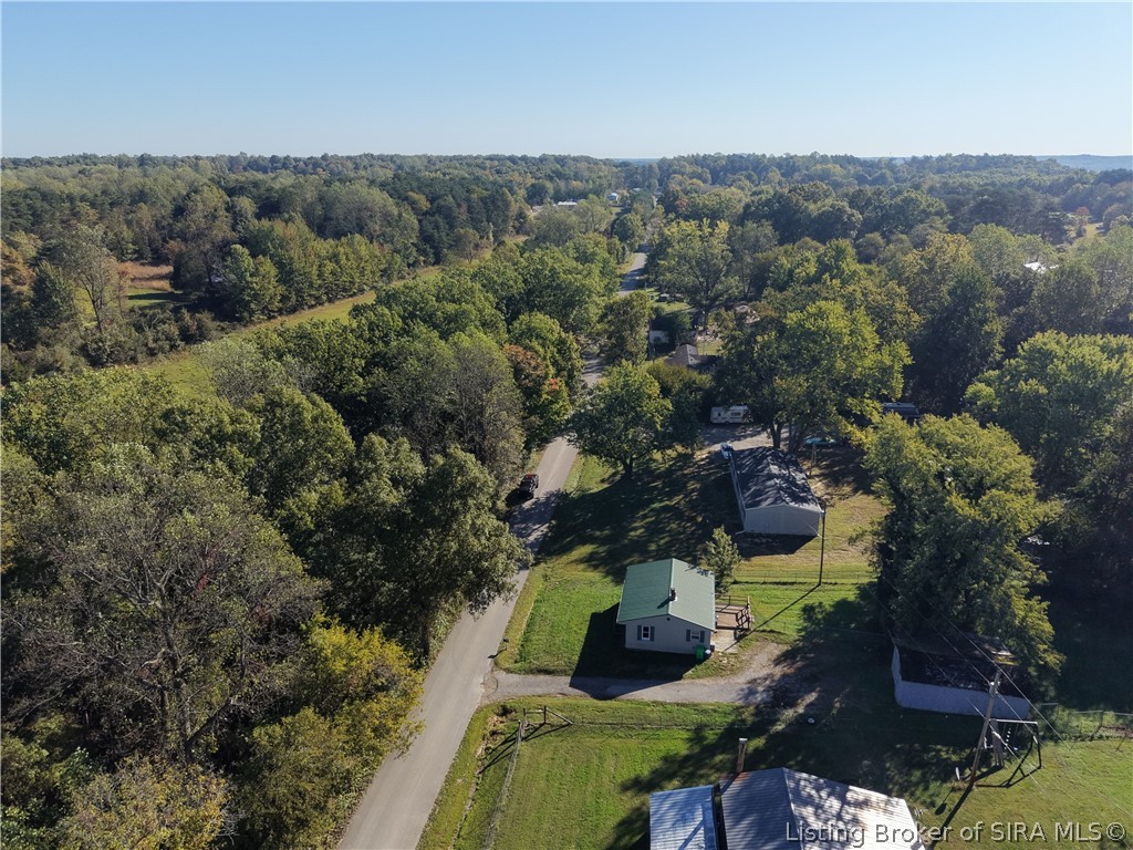 802 E County Line Road Property Photo 9