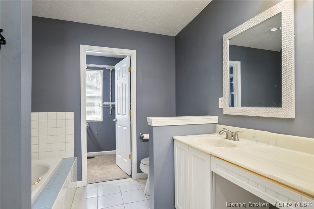 6650 Phillip Schmidt Road Property Photo 16
