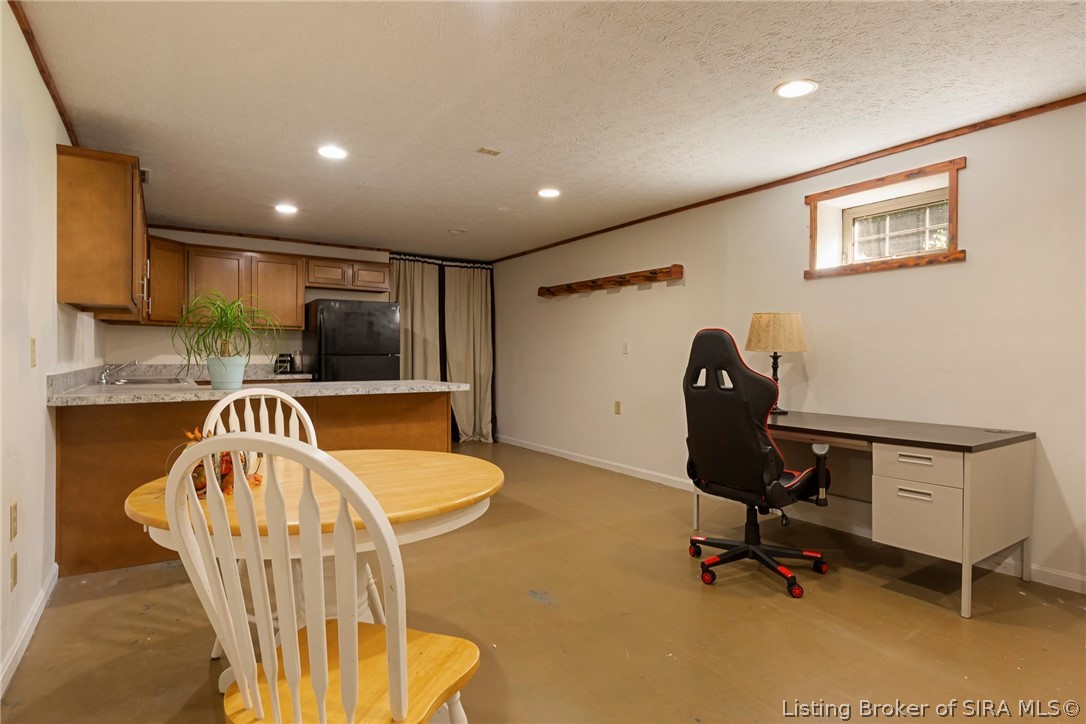 3102 Emmons Lane Property Photo 37