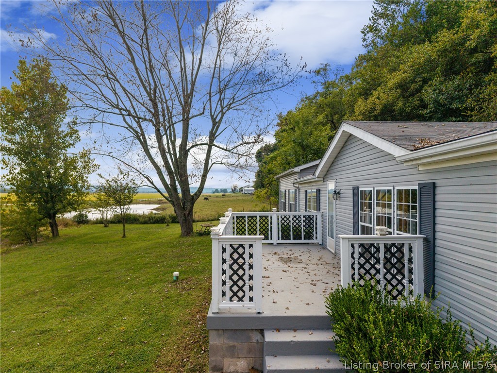 10055 Old Highway 111 Se Property Photo 5