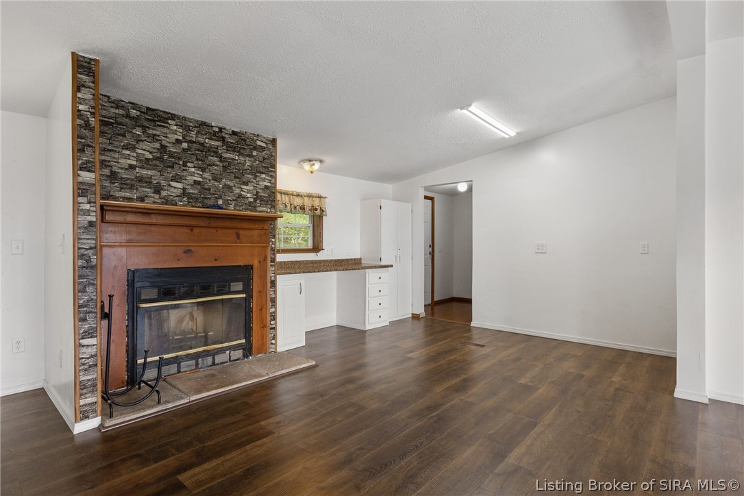 10055 Old Highway 111 Se Property Photo 13